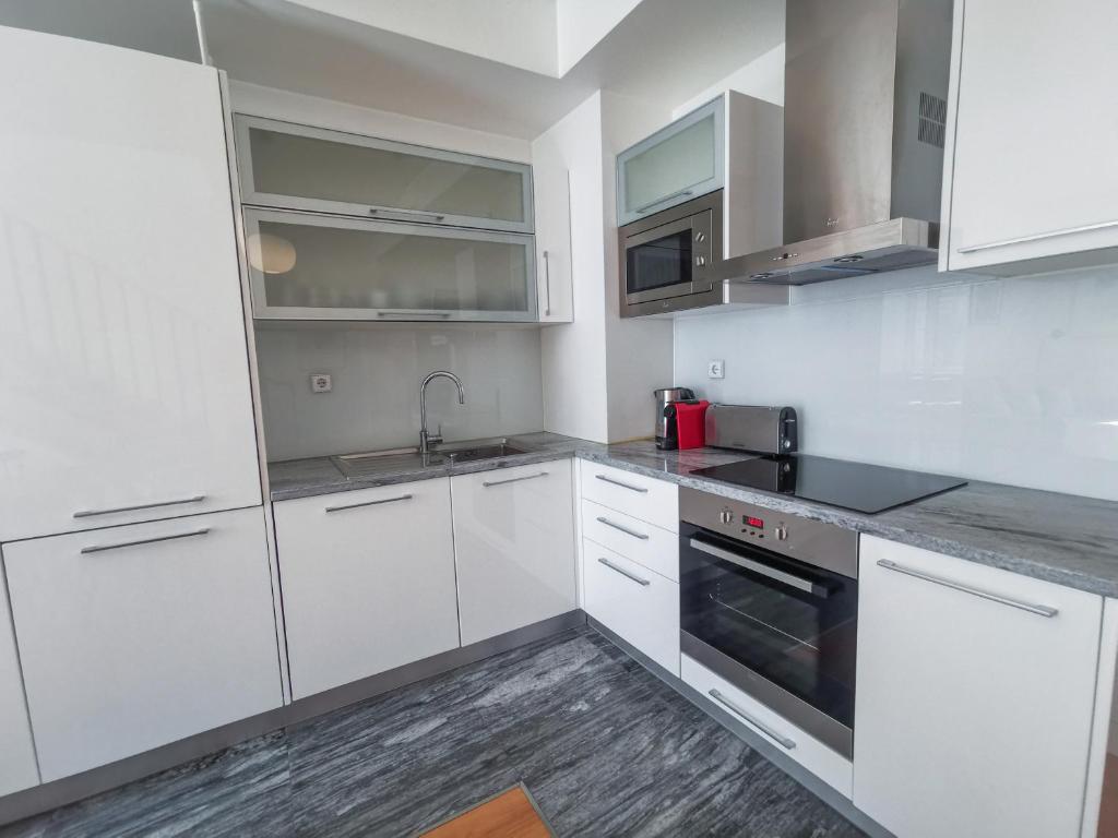 Fanqueiros Apartment room 3